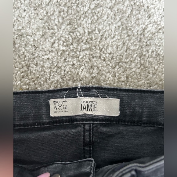 TopShop Black ripped skinny jeans- medium waist 26 - Picture 3 of 4